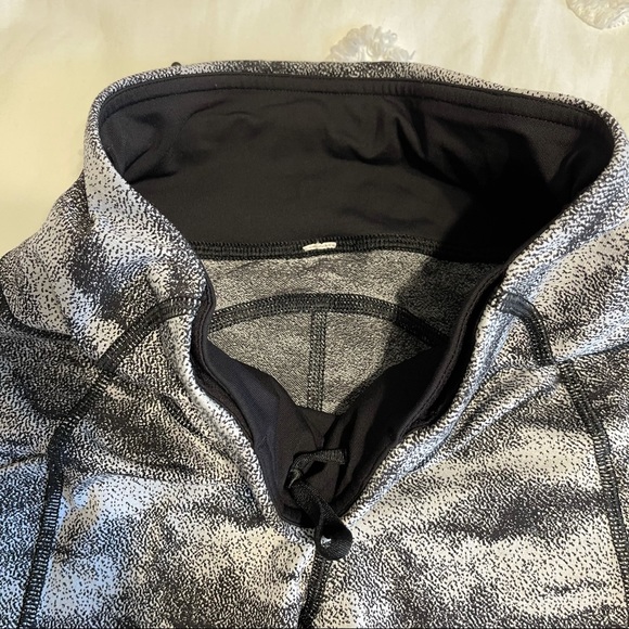 Lululemon Full Length Leggings - Picture 4 of 16